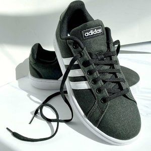 NWOT Adidas Grand Court Sneakers- Black and white